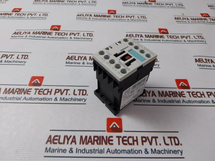 Siemens 3Rh1122-1Ap00 Contactor Relay 230V 50/60Hz 10A