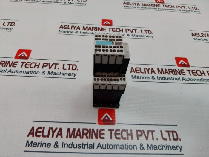 Siemens 3Rh1911-2Ha22 + 3Rt1016-2Ap01 Power Contactor 10A/240V