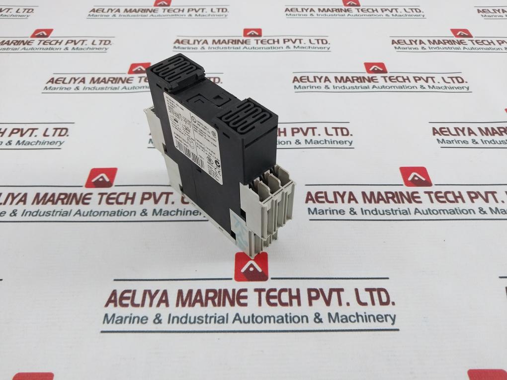 Siemens 3Rp1505-1Ap30 Timing Relay 7…10.3 Lb.In