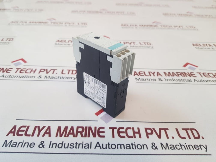 Siemens 3Rp1576-1Np30 Time Relay 300V B 300/R 300 G/040916D69