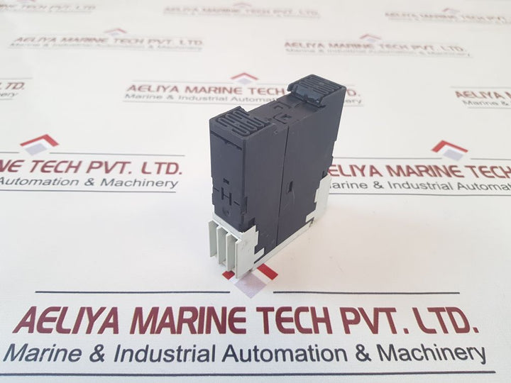 Siemens 3Rp1576-1Np30 Time Relay 300V B 300/R 300 G/040916D69