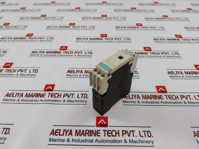 Siemens 3Rp1576-1Np30 Electronic Timer 3-60S 200-240V