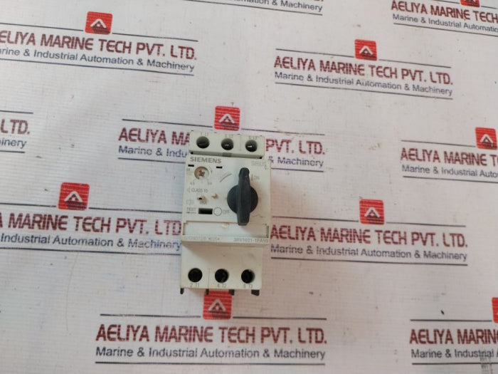 Siemens 3Rv1021-1Fa10 Manual Motor Starter 3.5-5A 50/60Hz