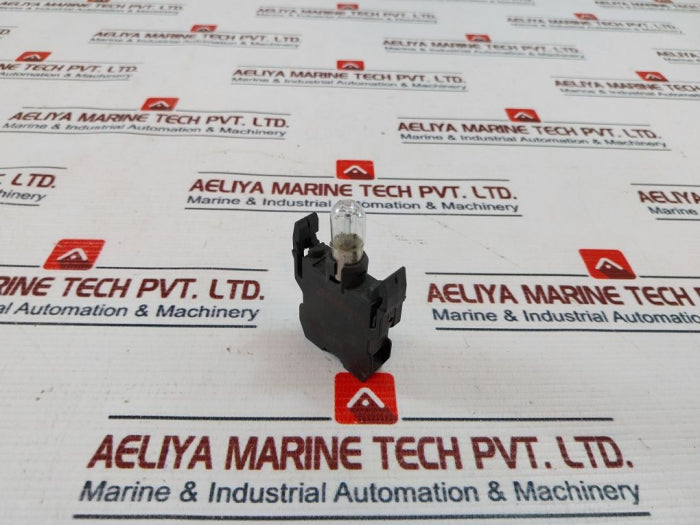 Siemens 3Sb1400-2B Lamp Holder 110/130V