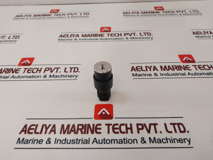 Siemens Ces 3Sb3 000-4Md01 Emergency Operated Key Switch