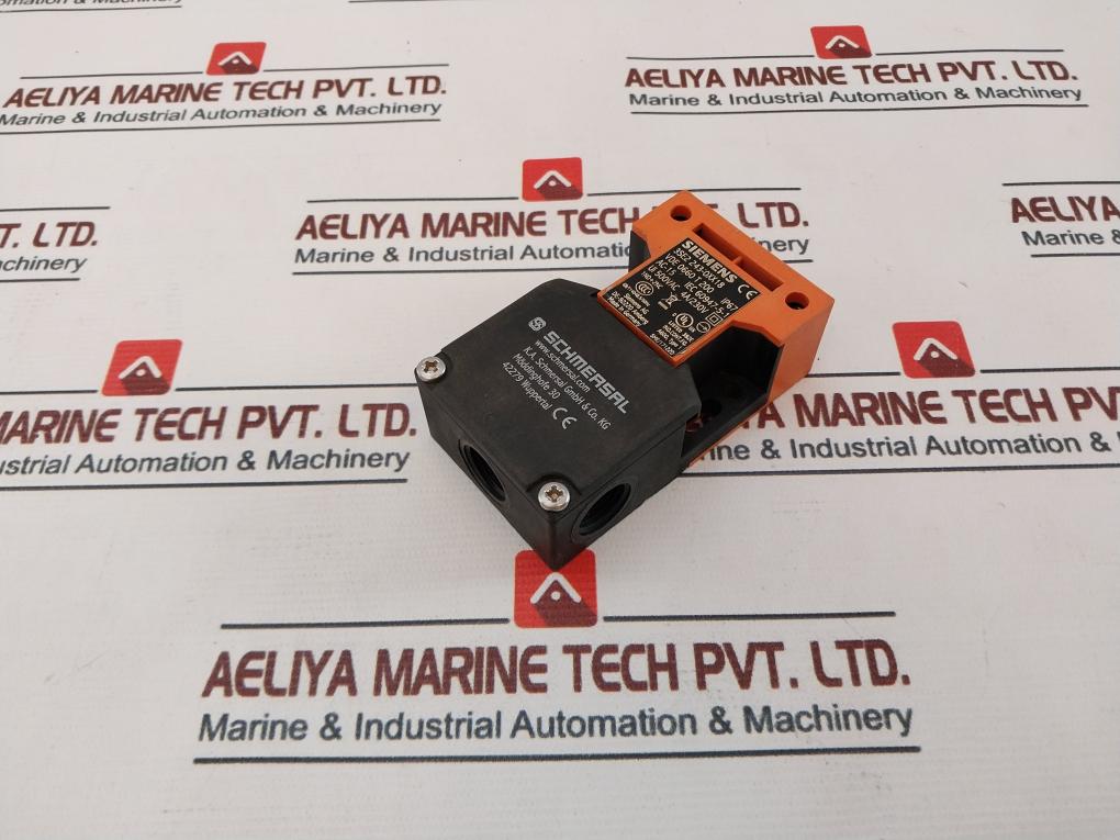 Siemens 3Se2 243-0Xx18 Interlock Switch 500Vac