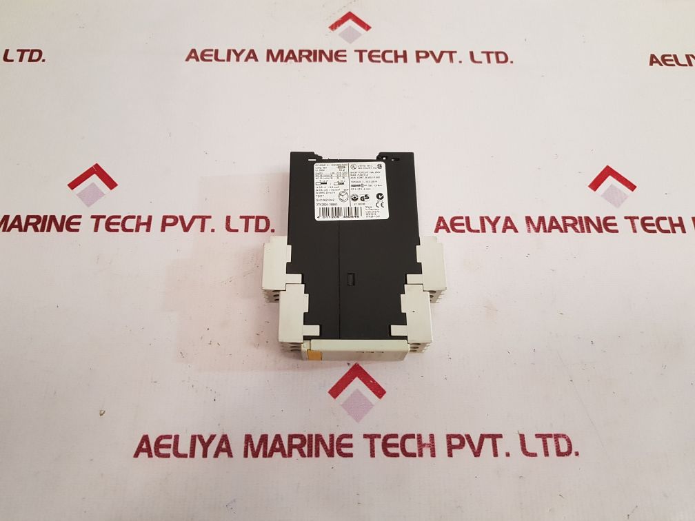 Siemens Siguard 3TK2824-1BB40 Safety Relay