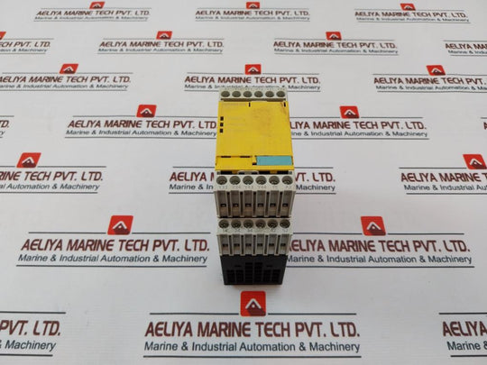 Siemens 3Tk2825-1Al20 Safety Relay 230Vac