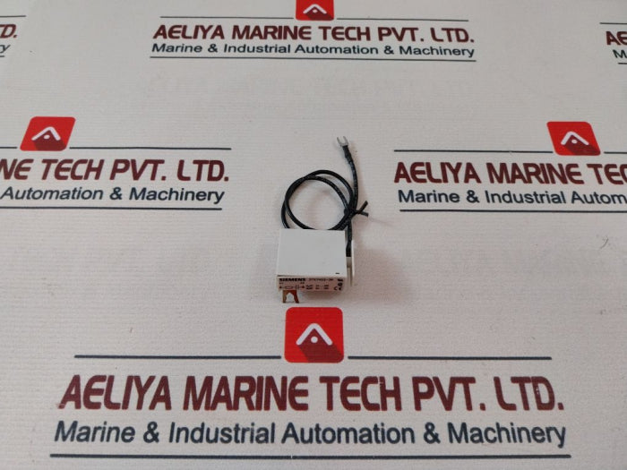 Siemens 3Tx7402-3R Surge Limiter 24…48 Vac