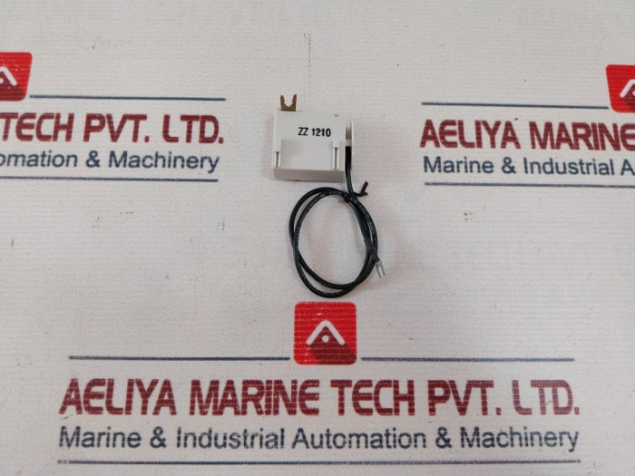 Siemens 3Tx7402-3R Surge Suppressor Rc Element