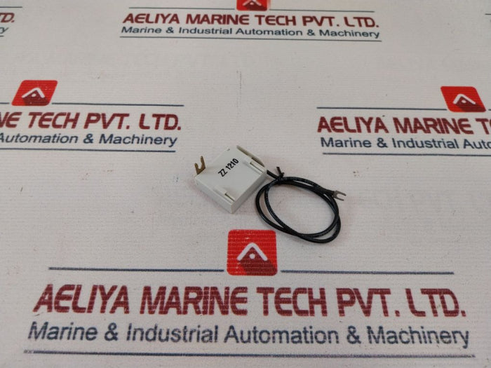 Siemens 3Tx7402-3R Surge Suppressor Rc Element