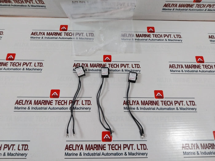 Siemens 3Tx7 402-3Ty2 Surge Suppressor Mz-036-o