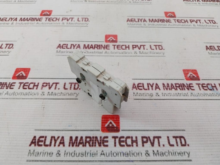 Siemens 3Ty7 561-1Ka00 Auxiliary Switch Block