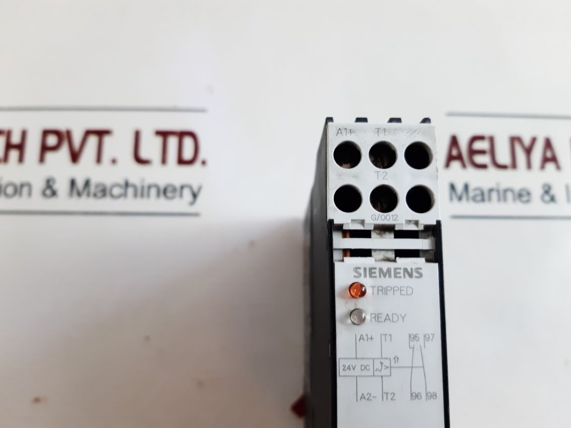 Siemens 3Un2100-0Ab4 Thermistor Relay Vde 0660/ Iec 34-11 24V Dc
