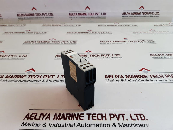 Siemens 3Un2131-0Af7 Thermistor Relay 110_120V 50/60Hz