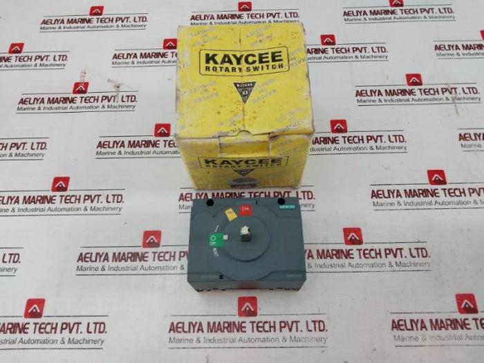 Siemens 3Va9267-0Gk00 Rotary Operator With Shaft Stub W/O Handle For Retrofit