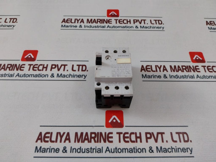 Siemens 3Vu1300-0Mh00 Circuit Breaker