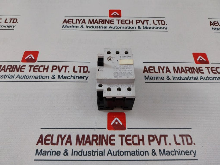 Siemens 3Vu1300-0Mh00 Circuit Breaker