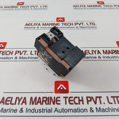 Siemens 3Vu1300-0Mh00 Circuit Breaker