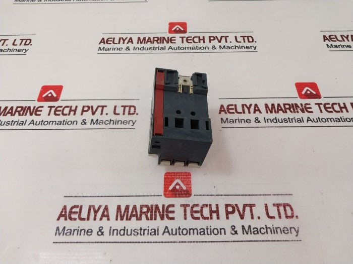 Siemens 3Vu1300-1Mb00 Starter Motor Protector 16A 50/60Hz