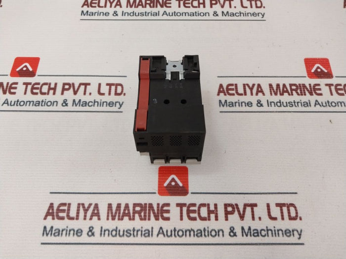 Siemens 3Vu9138-2Ab00 Current Limiter