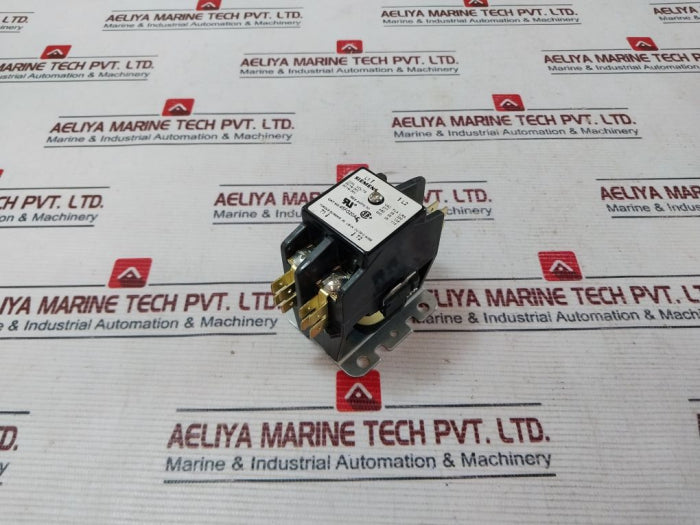 Siemens 45Fg20Aj Contactor Relay 50Hz 24V