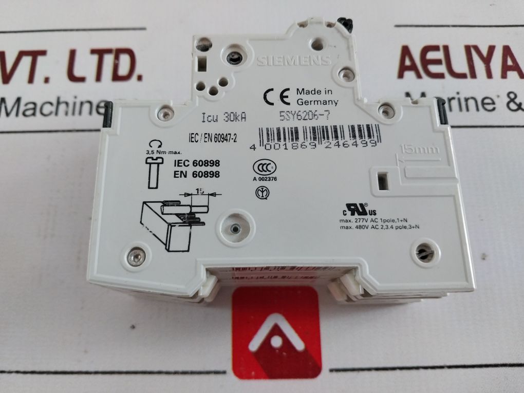 Siemens 5Sy62 C6 Auxiliary Circuit Switch Iec/En 62019, 4 001869 246499 A002376