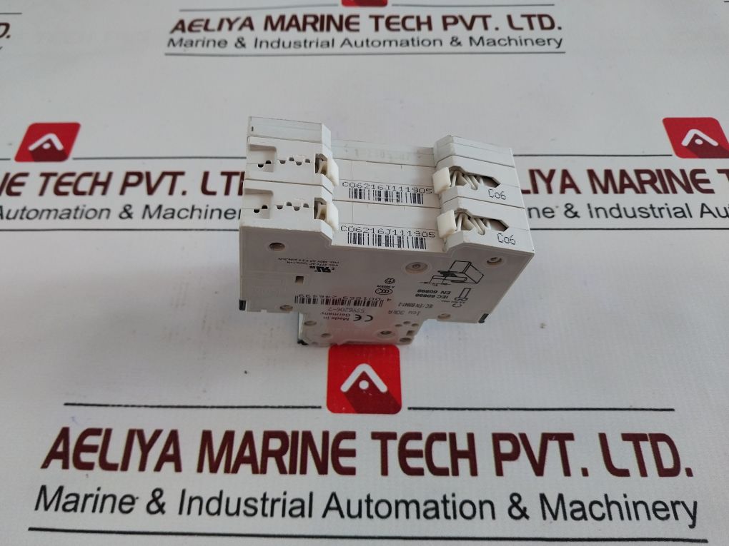 Siemens 5Sy62 C6 Auxiliary Circuit Switch Iec/En 62019, 4 001869 246499 A002376