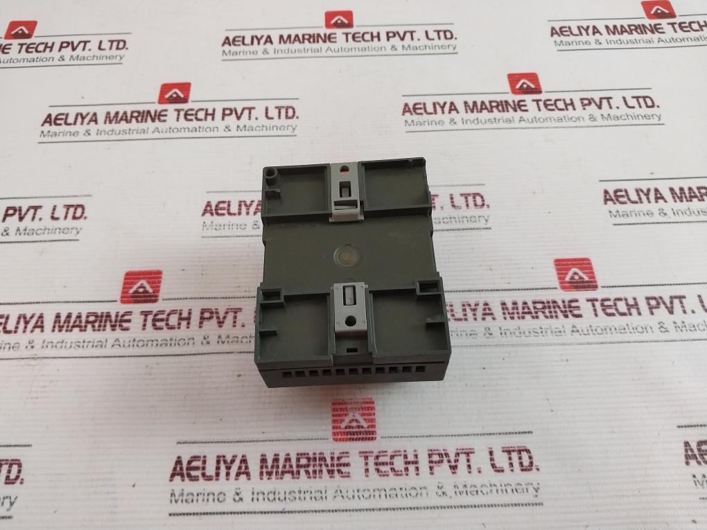 Siemens 6Ed1 052-1Md00-0Ba6 Controller 12/24V 10A