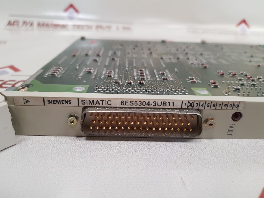 Siemens 6Es5304-3Ub11 Interface Module