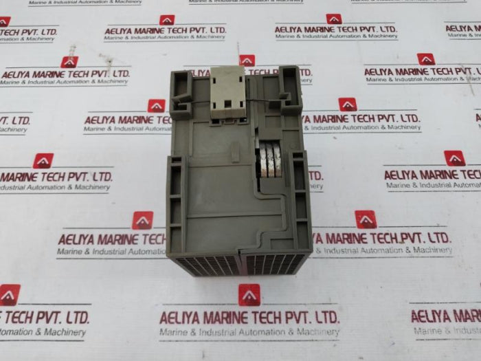 Siemens Simatic S5-100U 6Es5 102-8Ma02 Central Processing Unit Without Battery