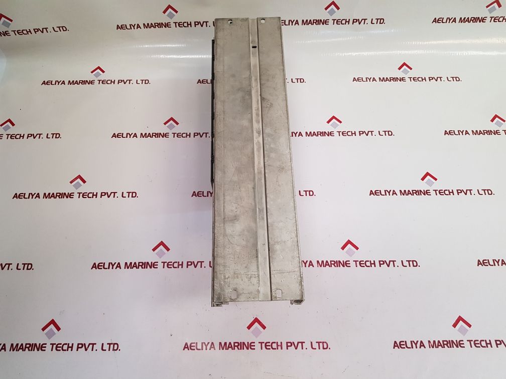 Siemens 321-1bl00-0aa0,153-2ba02-0xb0 module with 6es7 195-1ga00-0xa0 simatic ra