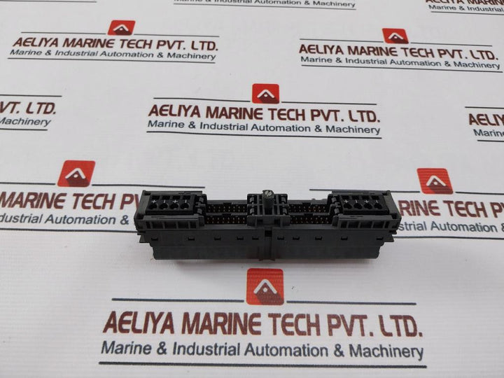 Siemens 6Es7 921-3Aa20-0Aa0 Front Connector 01 Ku P6