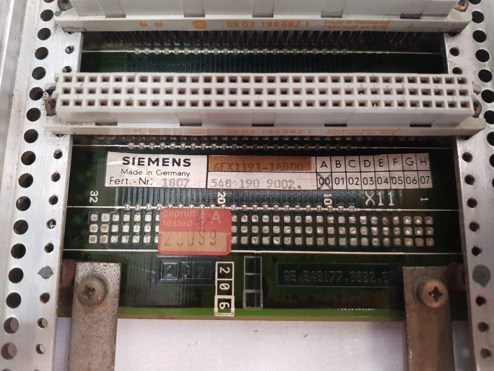 Siemens 6Fx1191-1Ab00 Rack