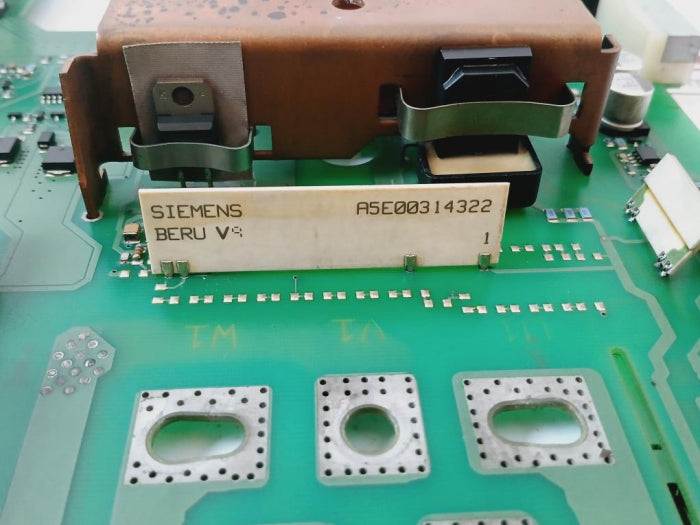 Siemens 6Se7027-2Ed84-1Hf4 Drive Module A5E00873243 V03