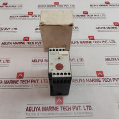 Siemens 7Pu4140-2Bb30 Time Relay 50/60Hz 7Zx1012-0Pu40-4Aa1
