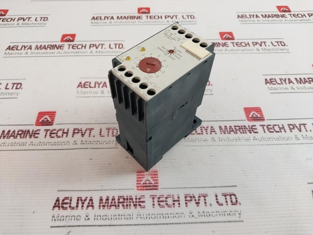 Siemens 7Pu4140-2Bb30 Time Relay 50/60Hz 7Zx1012-0Pu40-4Aa1