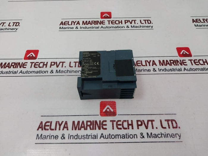 Siemens 7Pu4140-2Be30 Timer On Delay Relay 50/60Hz