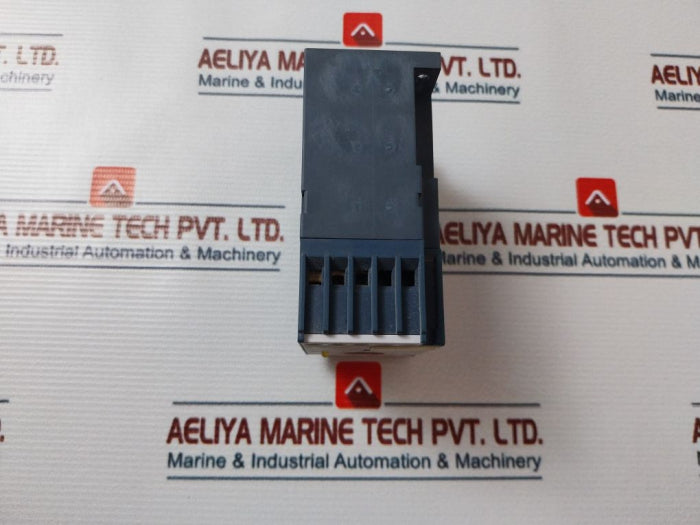 Siemens 7Pu4540-2Bj30 Time Delay Relay 100-127V 50/60Hz