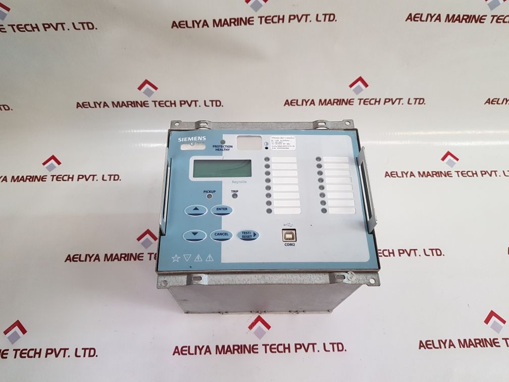 Siemens 7SR2422-2BA11-0AA0/CC Transformer Differential Relay 1/5A 50/60Hz