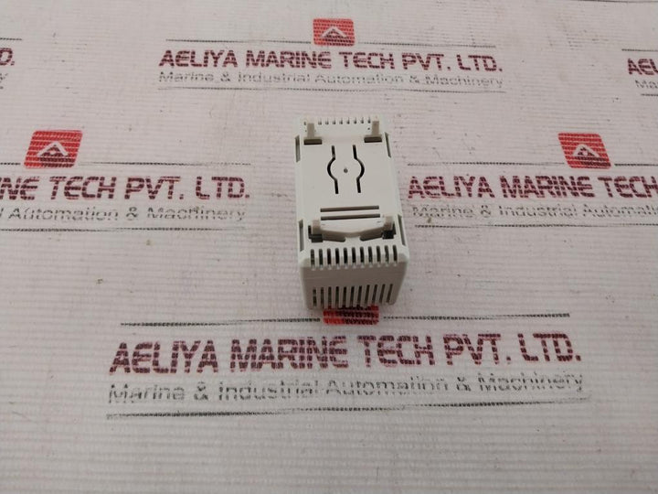Siemens 8Mr 2170-1Ba Temperature Controller 10A 250Vac