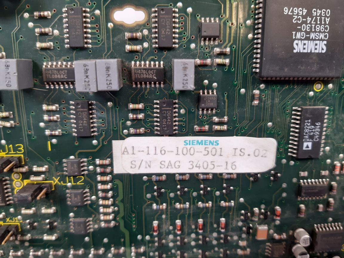Siemens A1-116-100-501 Printed Circuit Board C98040-a1600-p2-02-z186