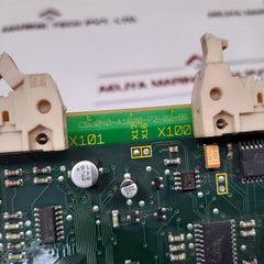 Siemens A1-116-100-501 Printed Circuit Board C98040-a1600-p2-02-z186