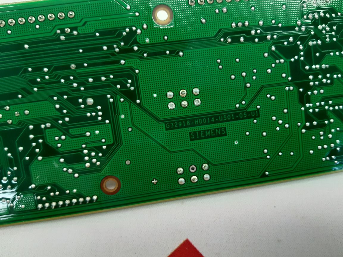Siemens G32918-h0014-u501-05-u1 Pcb Card A2B00095330 - Aeliya Marine Tech