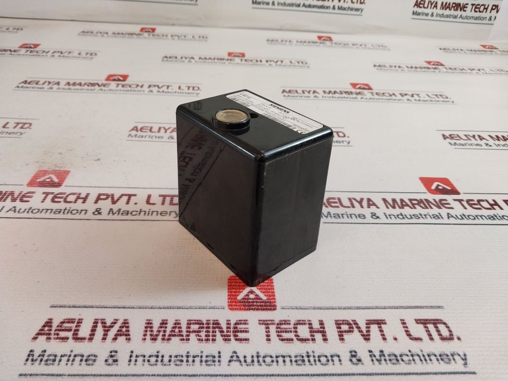 Siemens Lae10 Flame Safeguard Controller 220-240V 50-60Hz