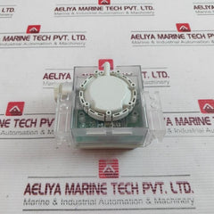 Siemens Qbm65-10 Air Duct Differential Pressure Sensor 50/60Hz