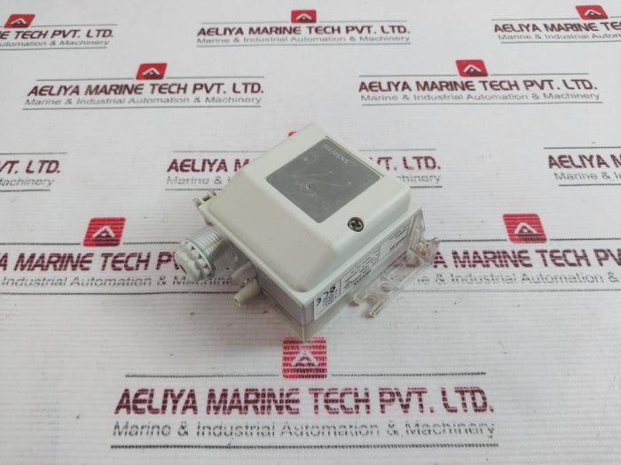 Siemens Qbm66.202 Differential Pressure Sensor 24V~ ±15% 50/60Hz
