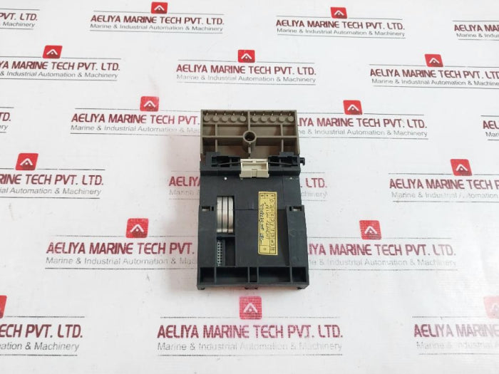Siemens 6es5700-8ma11 Simatic S5 Bus Module