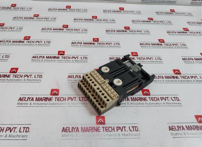 Siemens 6es5700-8ma11 Simatic S5 Bus Module