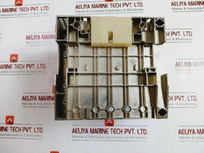 Siemens 6Es5 095-8Mc02 Programmable Logic Controller Simatic S5 16Xdc 24V